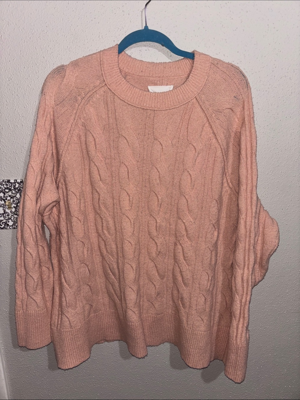 Aerie unREAL Cable Crew Sweater  (size Medium)